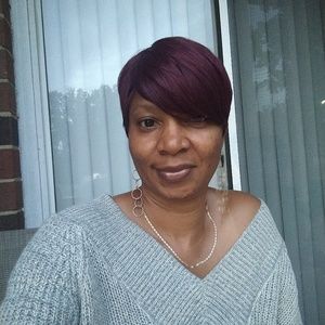 Meet your Posher, Monica